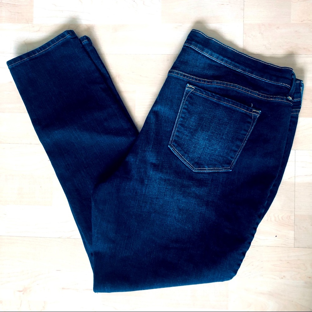 Old Navy Medium Wash Skinny Jeans
